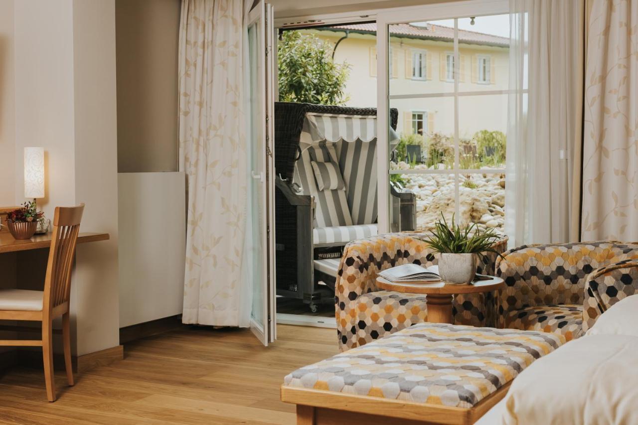 Ortner'S Resort Bad Fussing Luaran gambar A room at the Hotel Axelmannstein